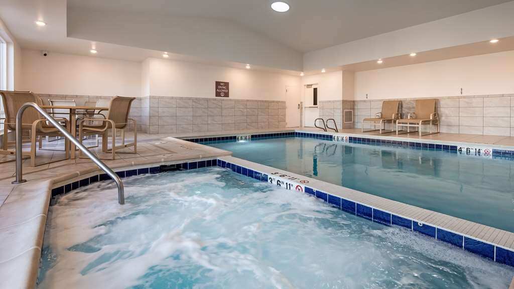 Best Western Plus Silver Saddle Inn