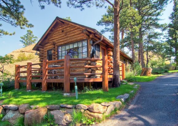 Black Canyon Inn