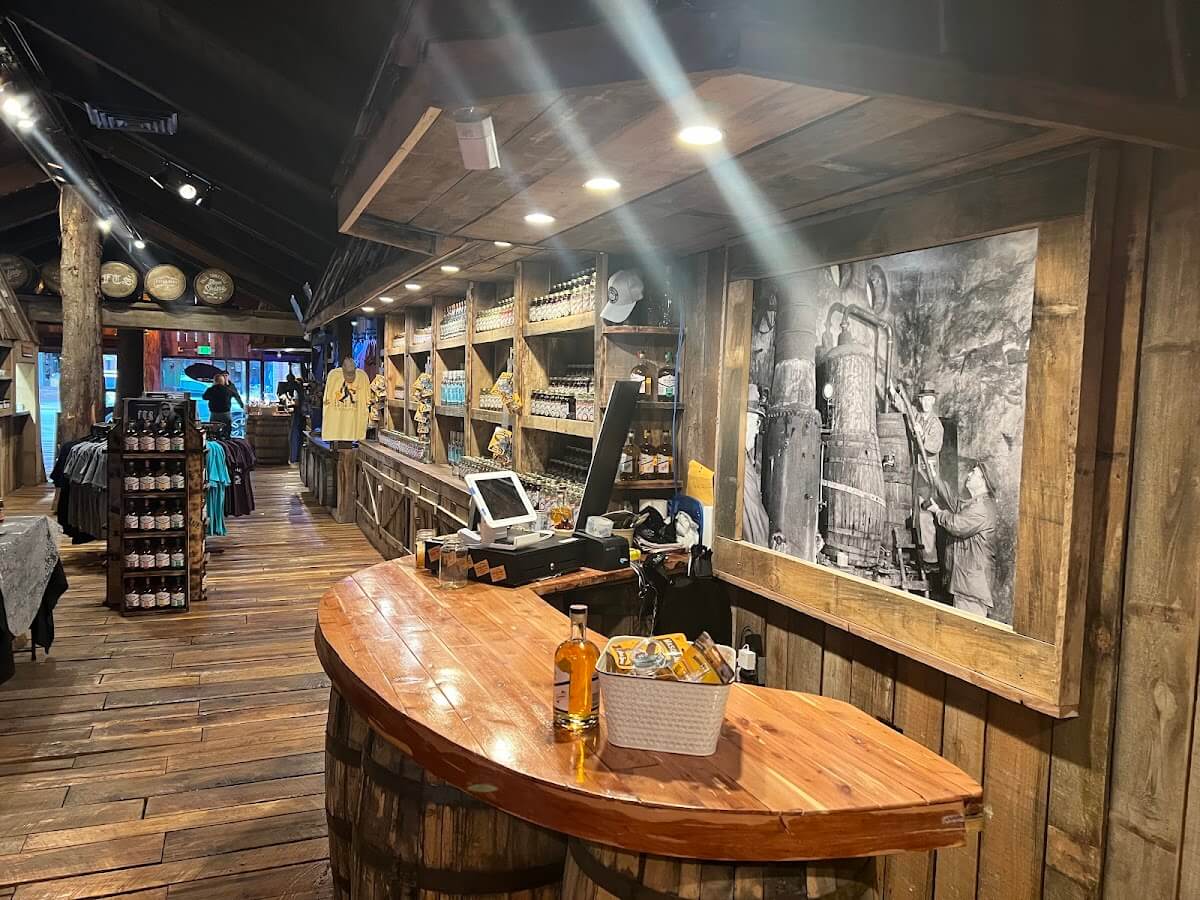 Full Throttle Distillery & Grill
