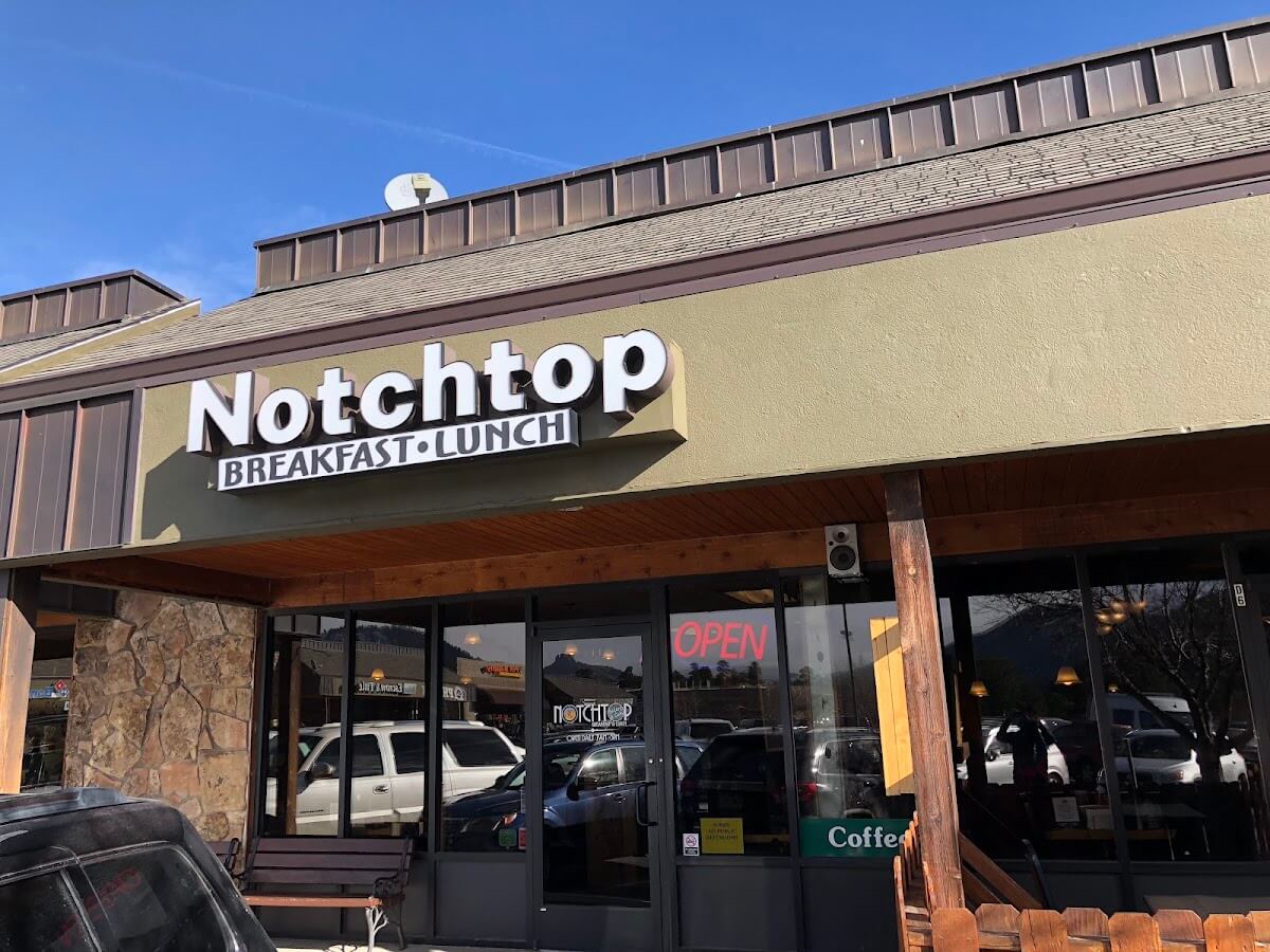 Notchtop Bakery & Cafe