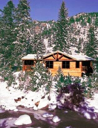 The Evergreens On Fall River Cabins