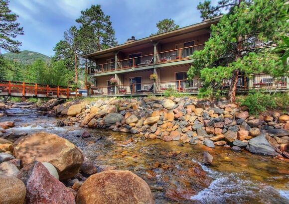 The Inn on Fall River | Fall River Cabins