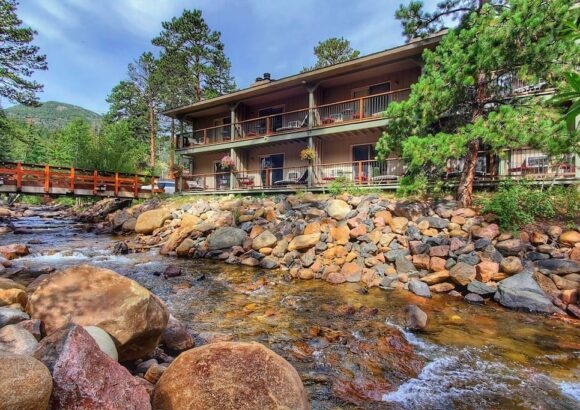The Inn on Fall River Fall River Cabins – Suite