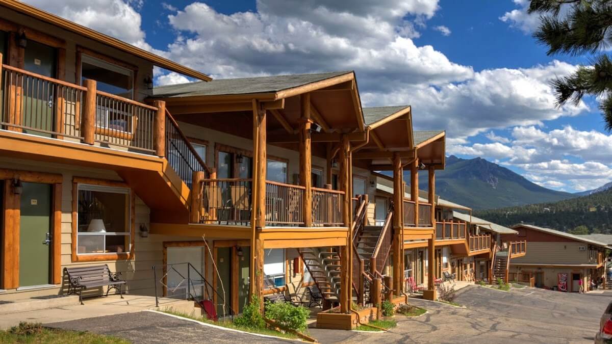 Hotel Estes