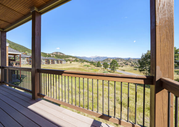Luxury Mountain Retreat | Hot Tub • Sauna • Views
