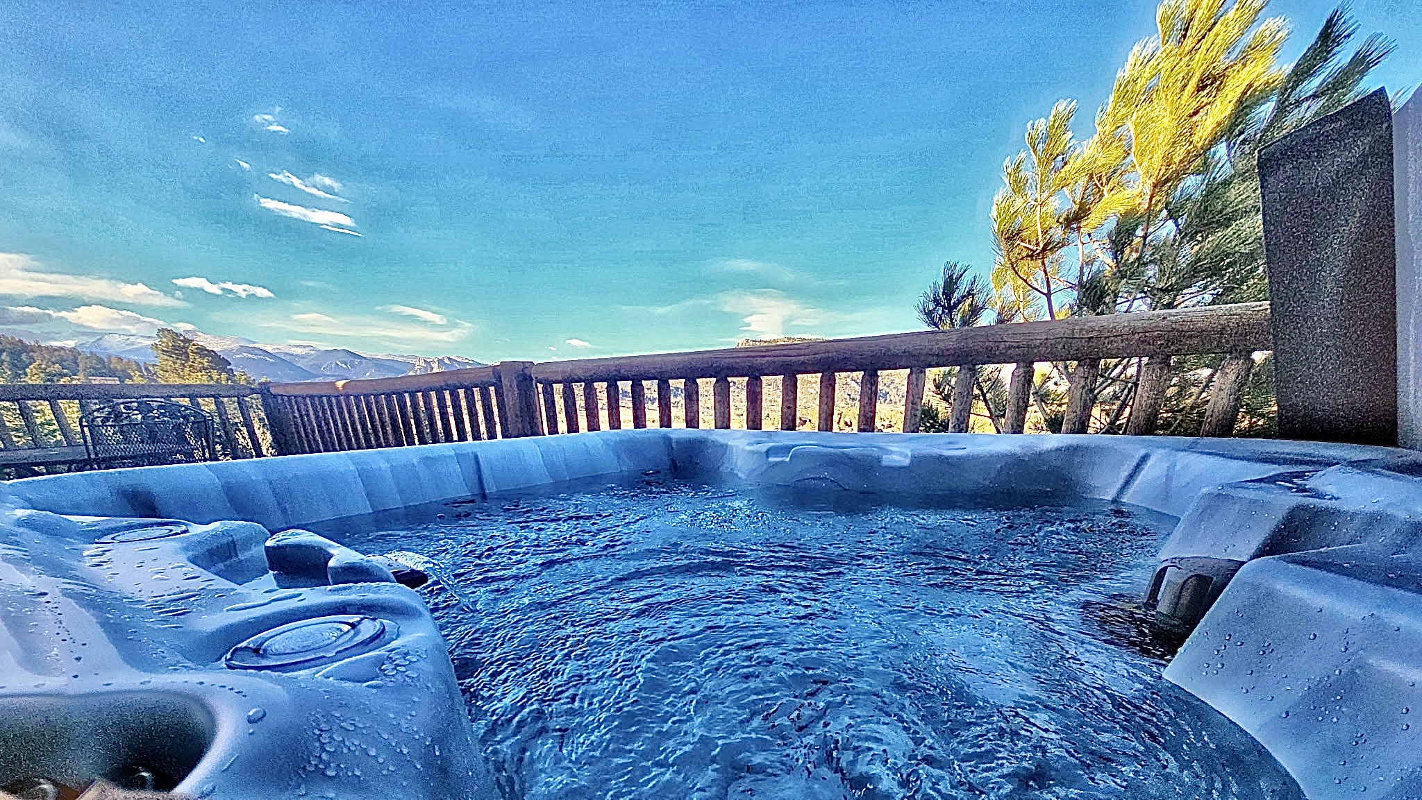 Two BR condo w/ Brand NEW HOT TUB and great views!