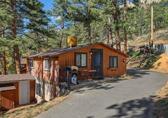Cabin 10- King Cabin Mins to RMNP