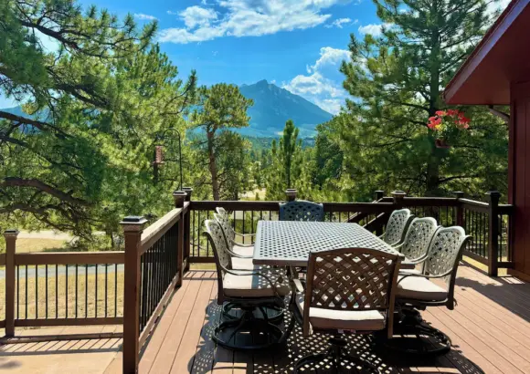 Large House in Forest Setting-Amazing Views-Coaster Passes-Hot Tub-Game Room-A/C