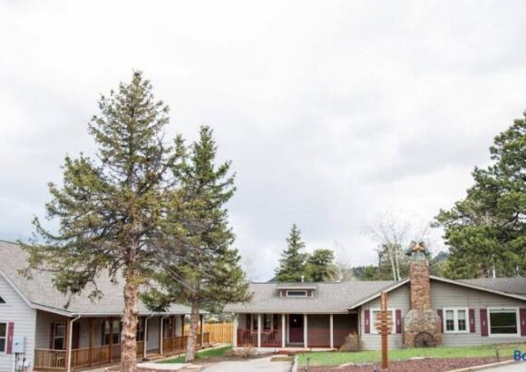 Mt Olympus Cabin, Cozy 1 bedroom cabin Great for couples – One-Bedroom House