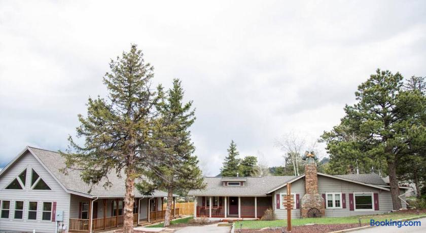 Mt Olympus Cabin, Cozy 1 bedroom cabin Great for couples – One-Bedroom House