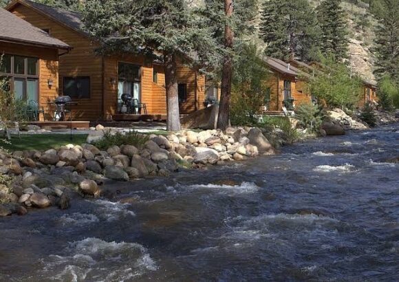 River Stone Resorts and Bear Paw Suites
