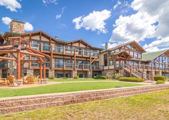 The Estes Park Resort & Spa